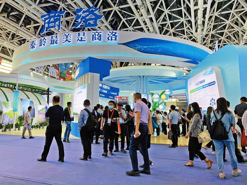 擴(kuò)大招商引資 集聚強(qiáng)大動(dòng)能