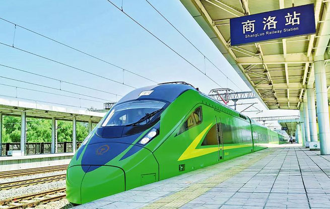 “復(fù)興號”動車組首次開進(jìn)商洛