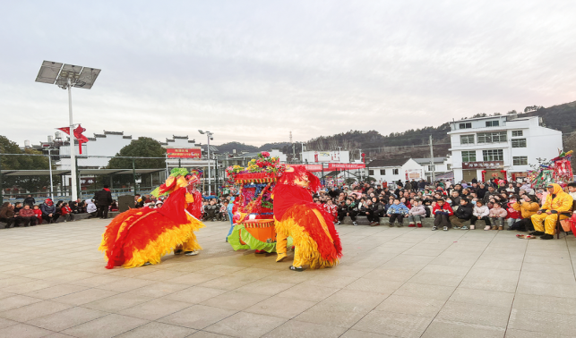 傳統(tǒng)民俗鬧新春 文化惠民暖意濃