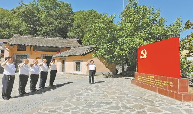 無愧使命擔(dān)當(dāng) 不負偉大夢想