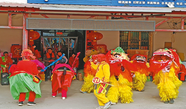 桑樹(shù)花燈鬧新春