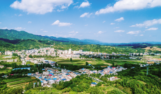 富水鎮(zhèn)：古驛春潮涌 山鄉(xiāng)萬(wàn)象新