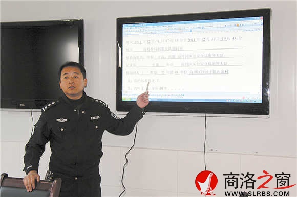 憑借過硬的業(yè)務(wù)能力，段煒成為全市法制培訓(xùn)員講師團(tuán)成員。