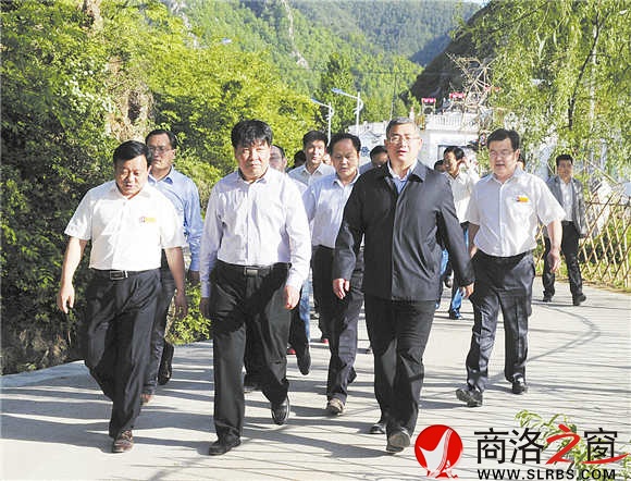 縣委書記璩澤濤、縣長王宇鵬深入項目建設(shè)現(xiàn)場檢查指導(dǎo)工作