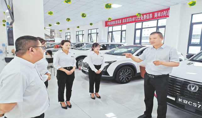 山里娃實(shí)現(xiàn)了汽車夢