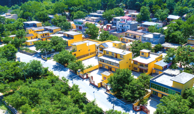 商鎮(zhèn) 村美業(yè)興面貌新