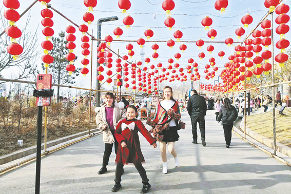 洛南舉辦“千燈萬?！は矘吩毕盗谢顒?>
        <div   id=