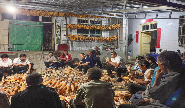 院落會(huì)上話民生