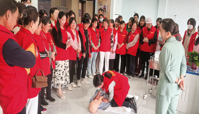 強化技能培訓 提升就業(yè)能力